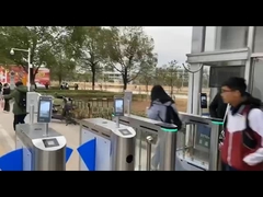 Cửa quay trong nhà ngoài trời